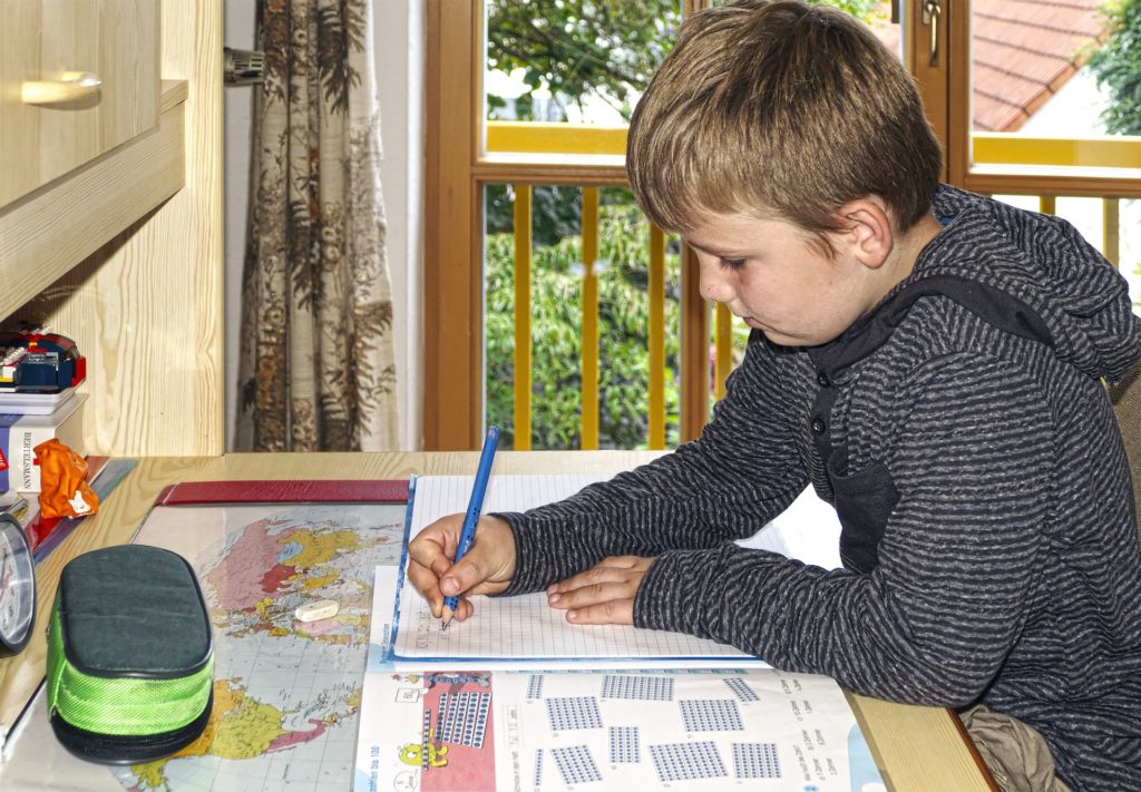 Home Education with Dyslexia and Other Labels